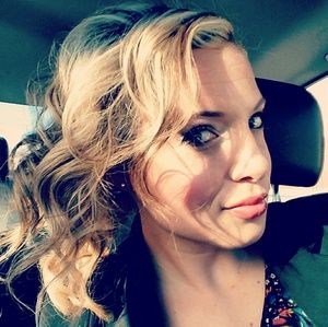 Meet your Posher, Katherine