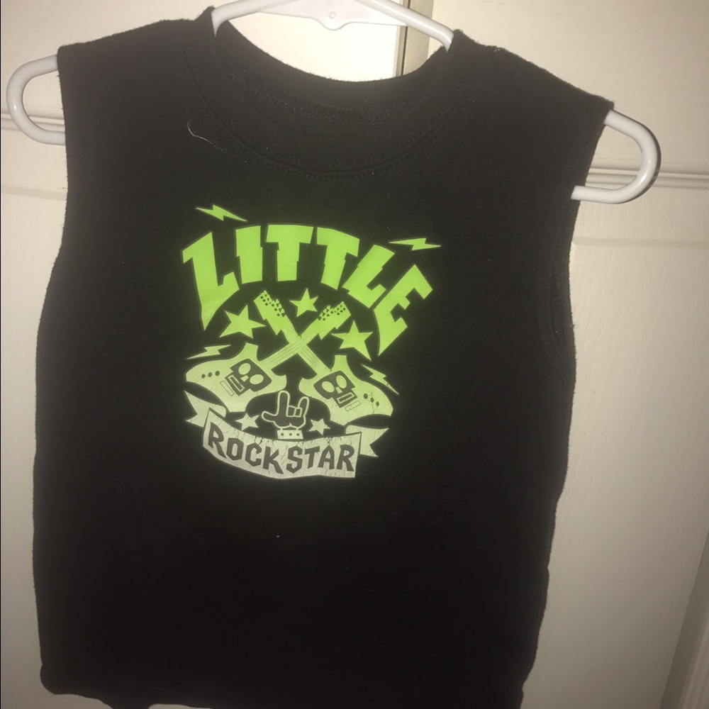 Boys 3T sleeveless Tank 🙌🏻 EUC