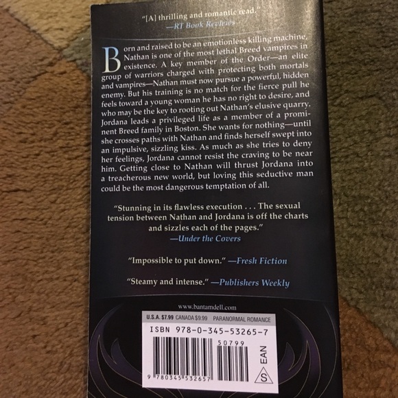 Paranormal Romance (Vampires)😈 Crave the Night - Picture 2 of 3