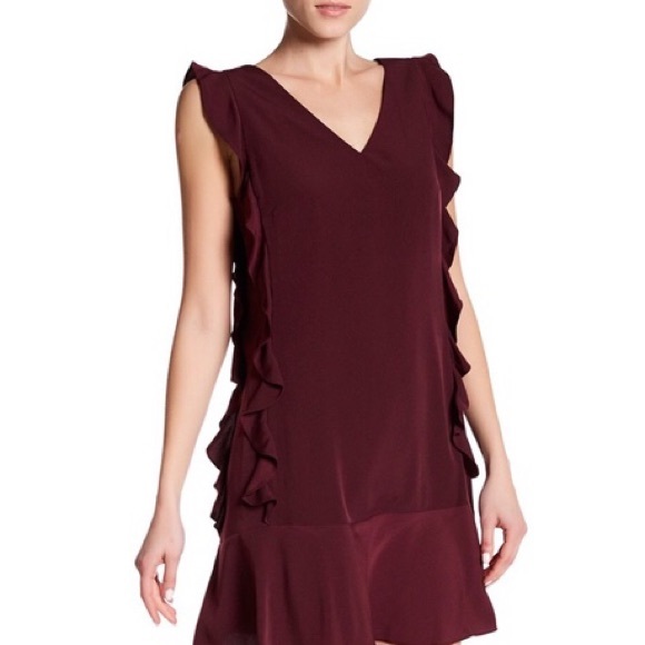 ❌Sold❌ CeCe Harper Ruffle Dress - Picture 2 of 6