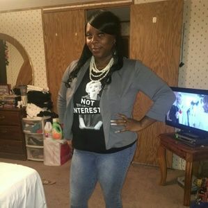 Meet your Posher, Regina