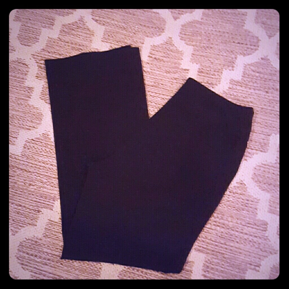 SOLD Pull On Black Dress Pants 4P Dress Barn