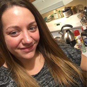 Meet your Posher, Ashley