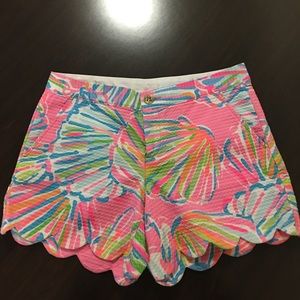 Lilly Pulitzer scalloped shorts