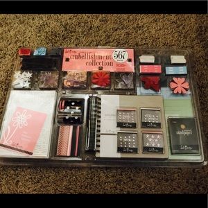 Embellishment collections; Scrapbooking kit