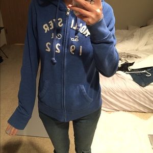Hollister Hoodie size L