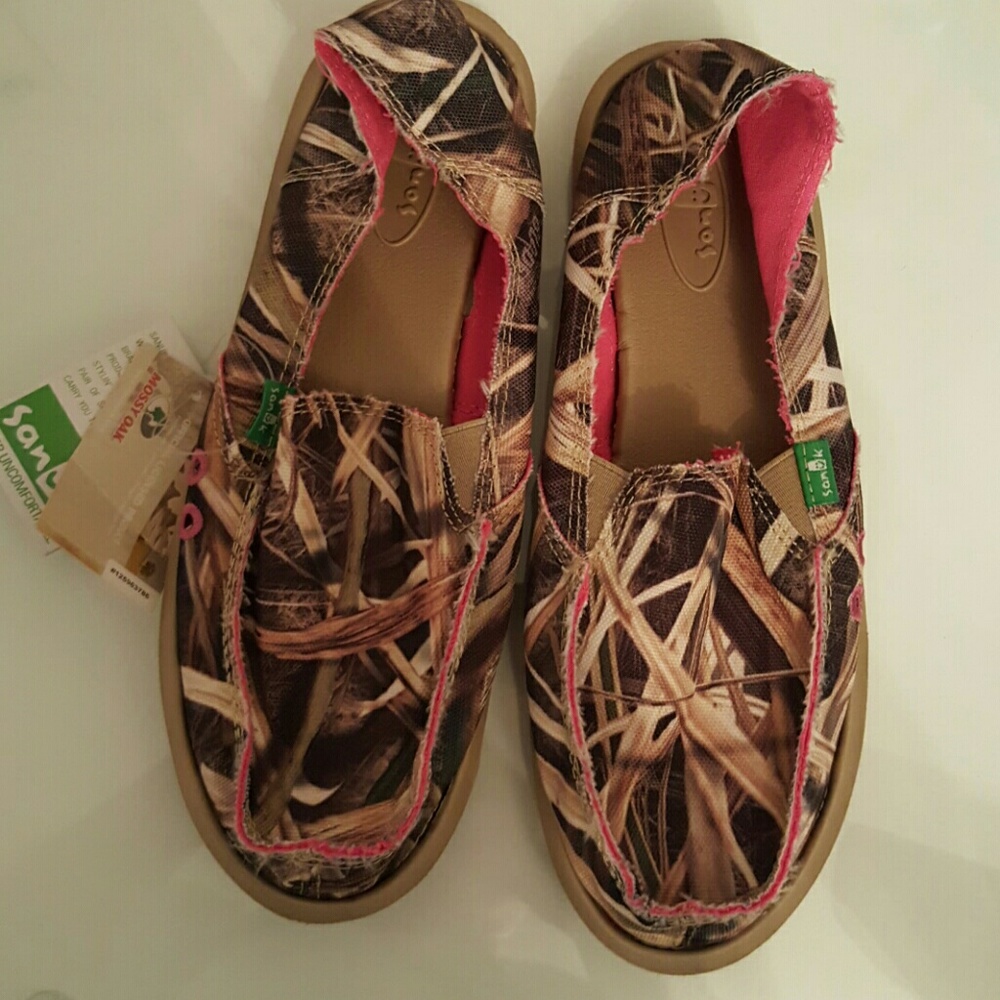 Camouflage Sanuks