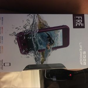 iPhone 6&6s life proof case fre