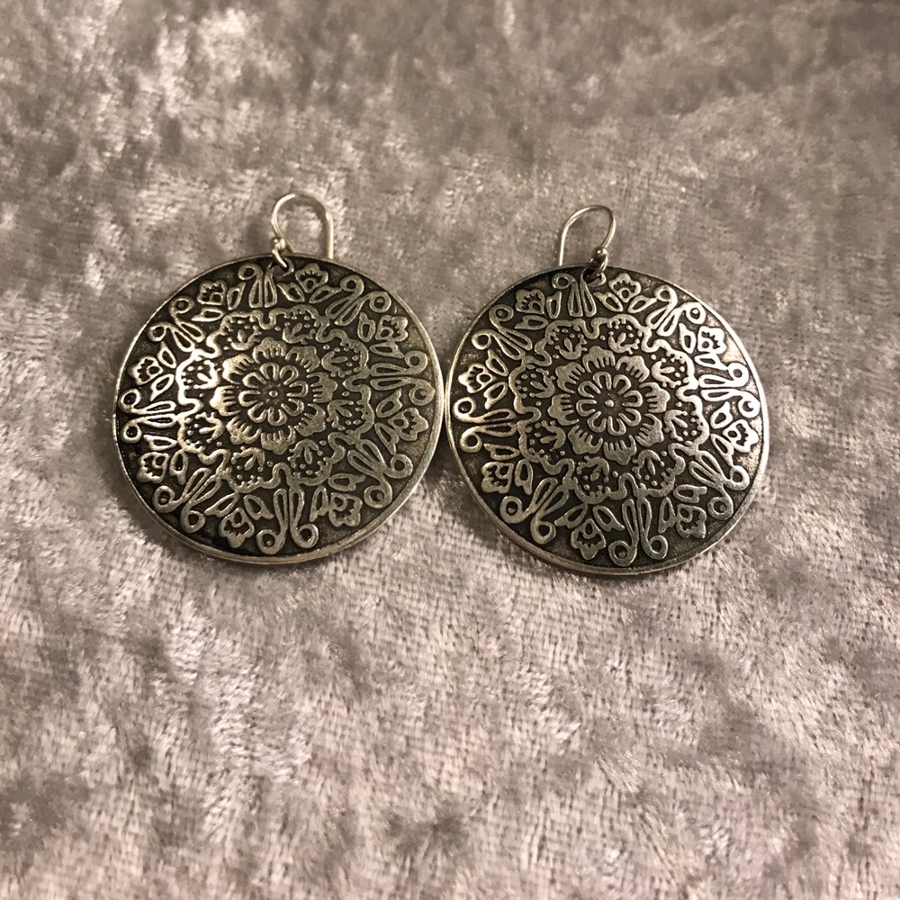 Rustic metal circle earrings