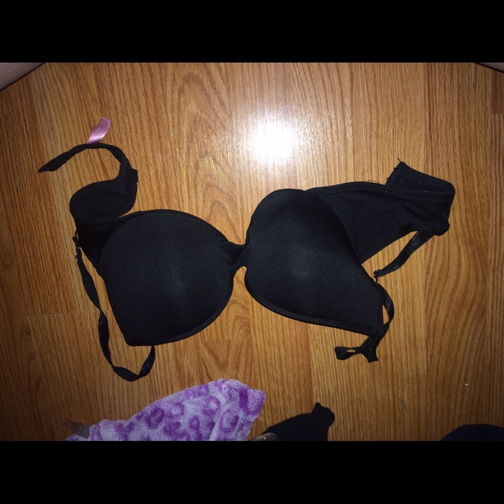 Women's extreme push-up bra