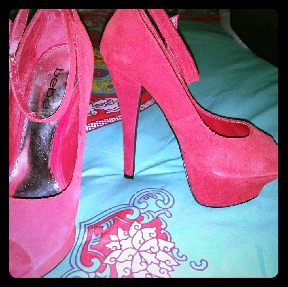 bebe beautiful red suede platforms