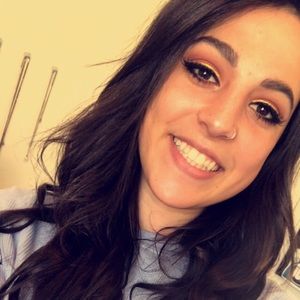 Meet your Posher, Carli