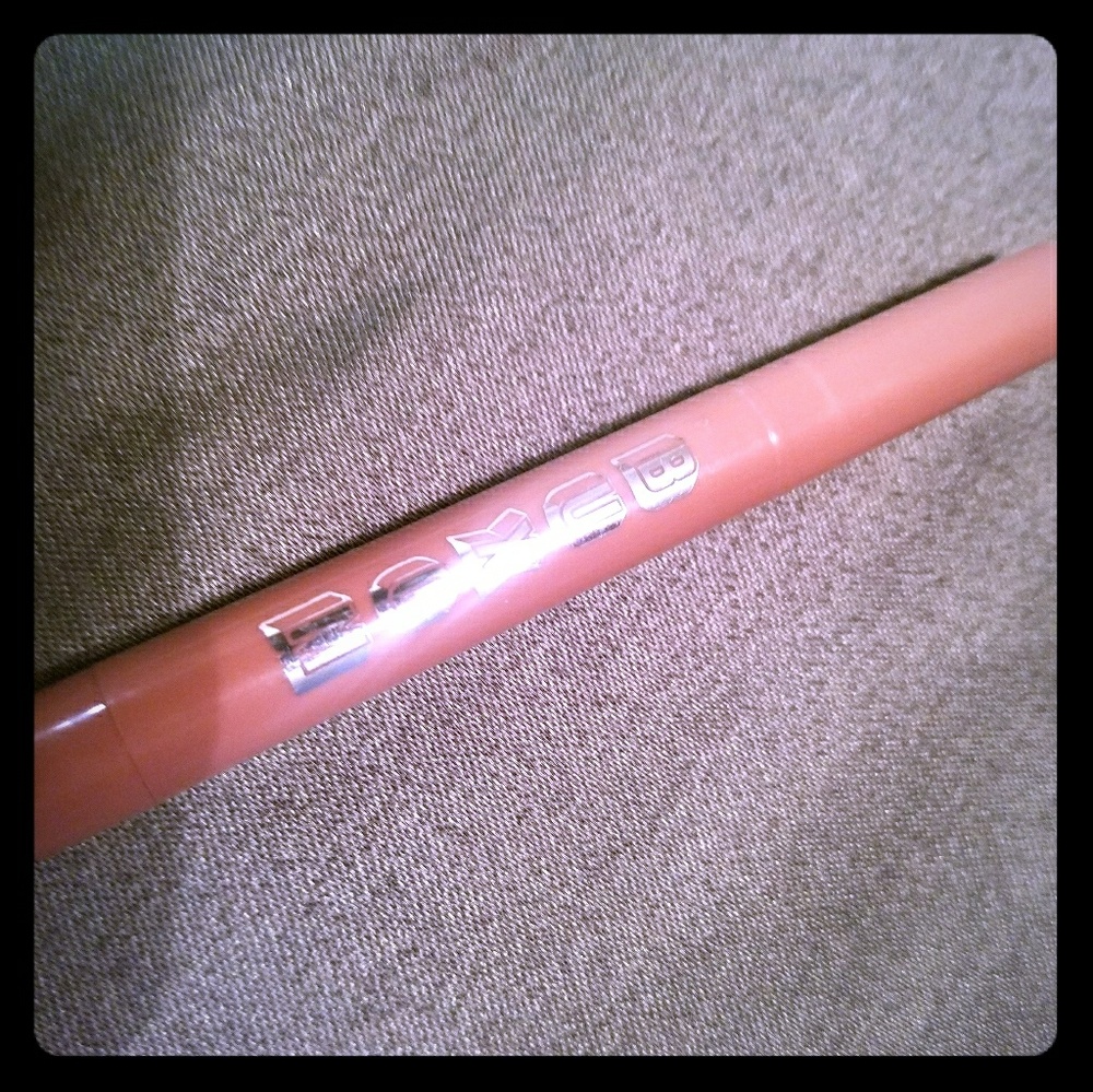 Buxom True Nude Lip Foundation in Nude