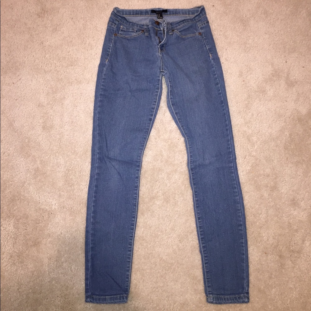 Skinny jeans