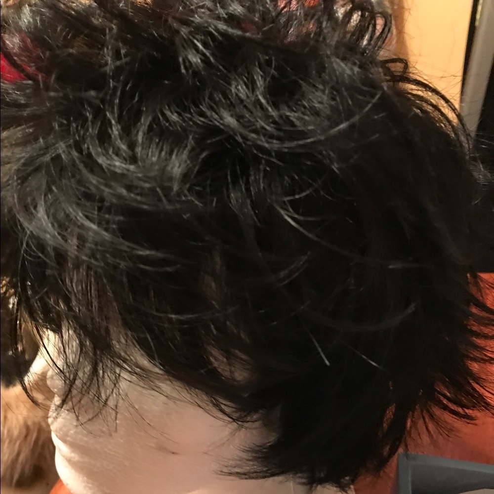 Wig - Picture 4 of 4