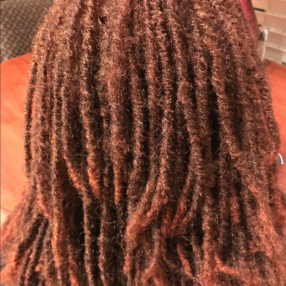 Wig - Picture 5 of 5