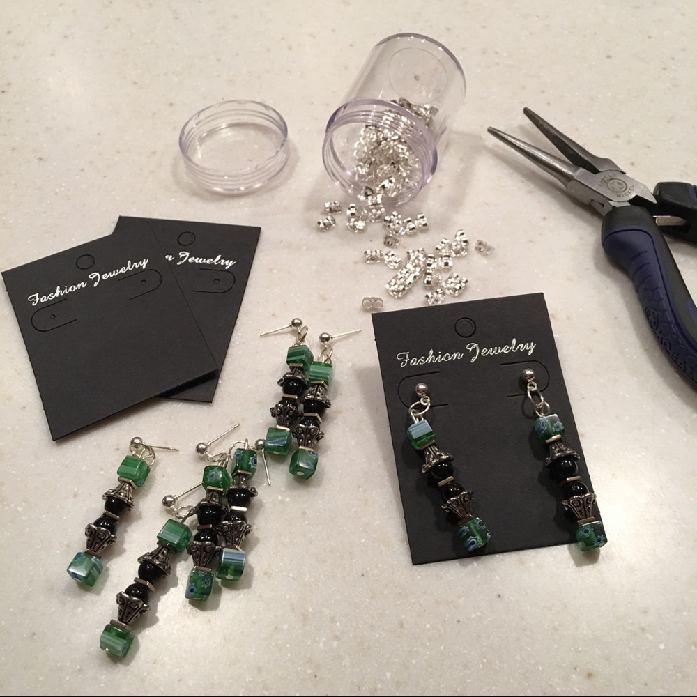 Lampwork Dangle Earrings with Post - Picture 5 of 10