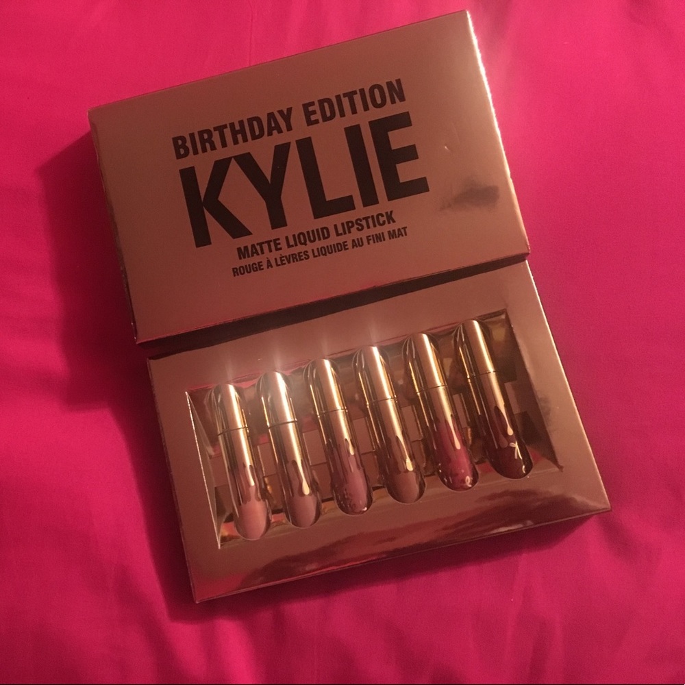 💖💄BIRTHDAY EDITION💄💖 Kylie lipstick