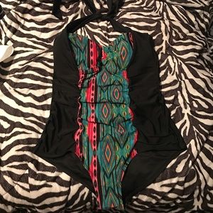 Forever 21 plussize tribal one piece bathing suit