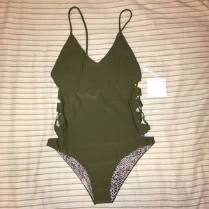 ❌SOLD❌ Acacia Swimwear Palm Florence