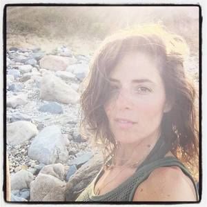 Meet your Posher, Eve