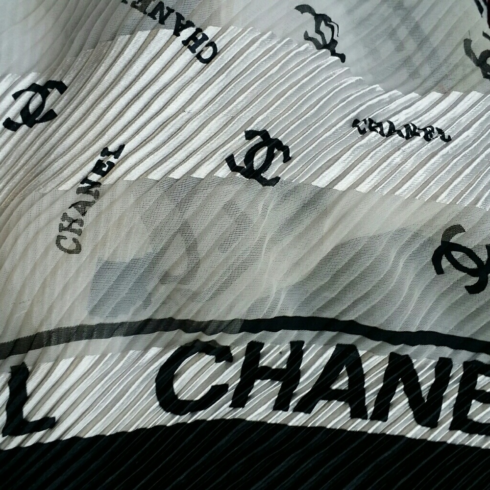 Chanel scarf