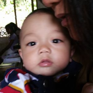 Meet your Posher, Jholee