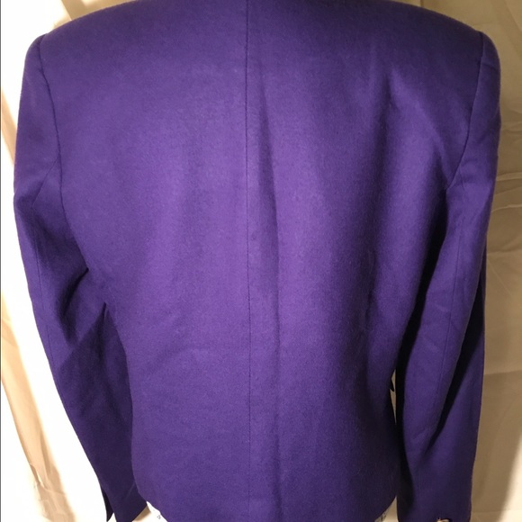 , EASTER. SALE. Lined Blazer. Sl = 24" Bk=22" - Picture 3 of 4