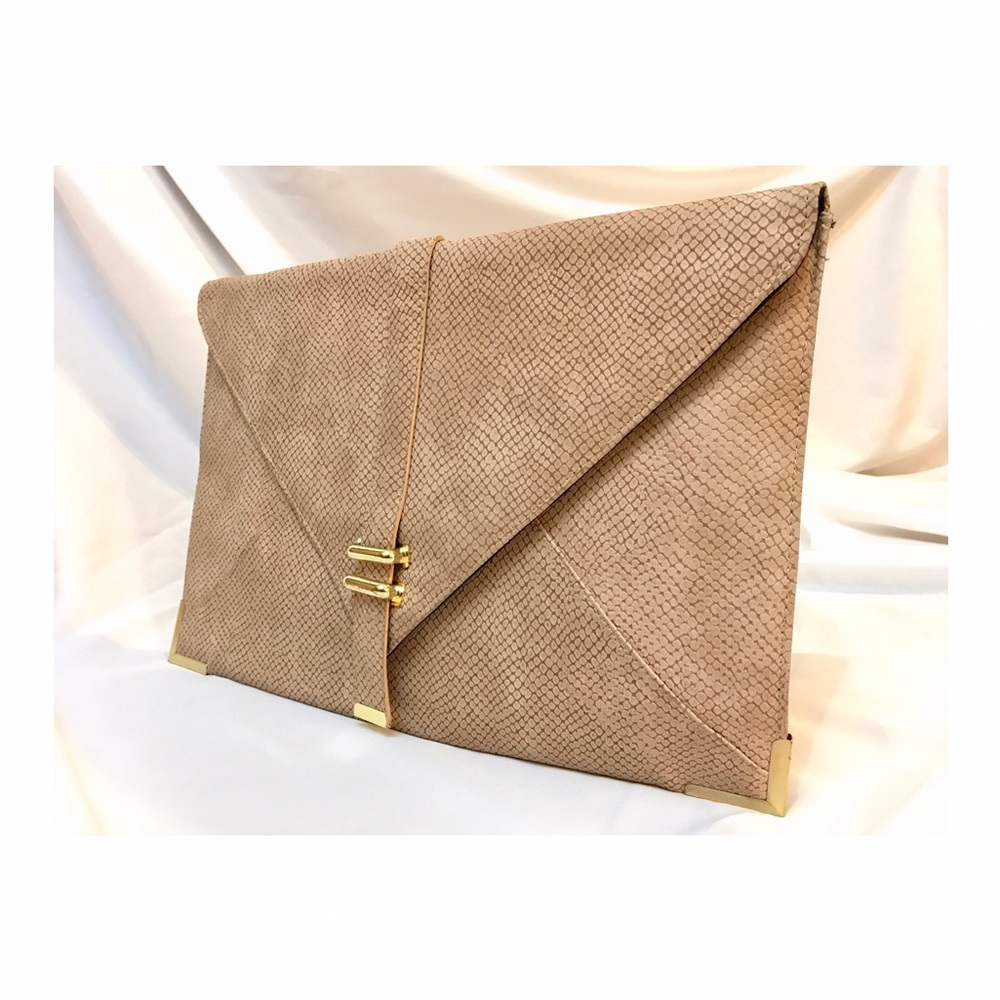 ✨Sale✨ ASOS Envelope Clutch
