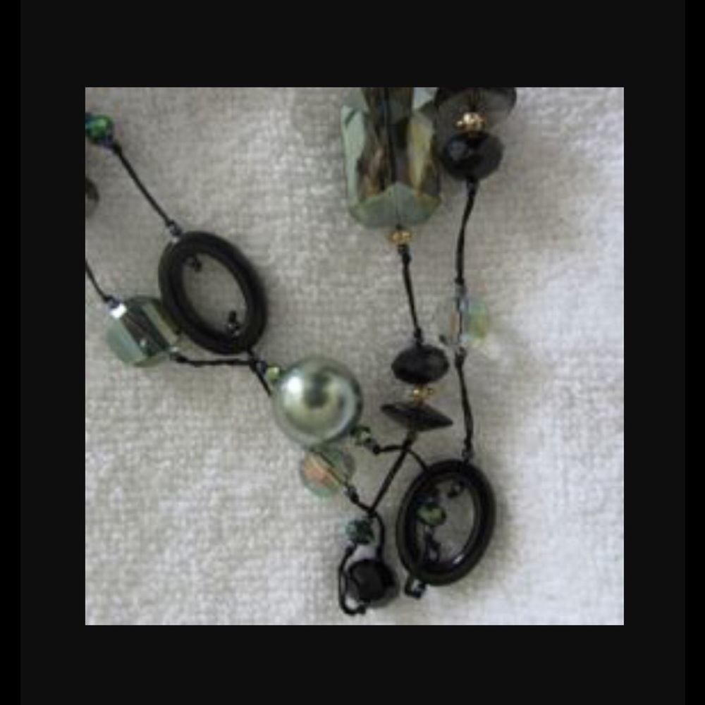 Emerald Isle necklace and earrings set