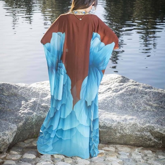 Caftan - Picture 3 of 3