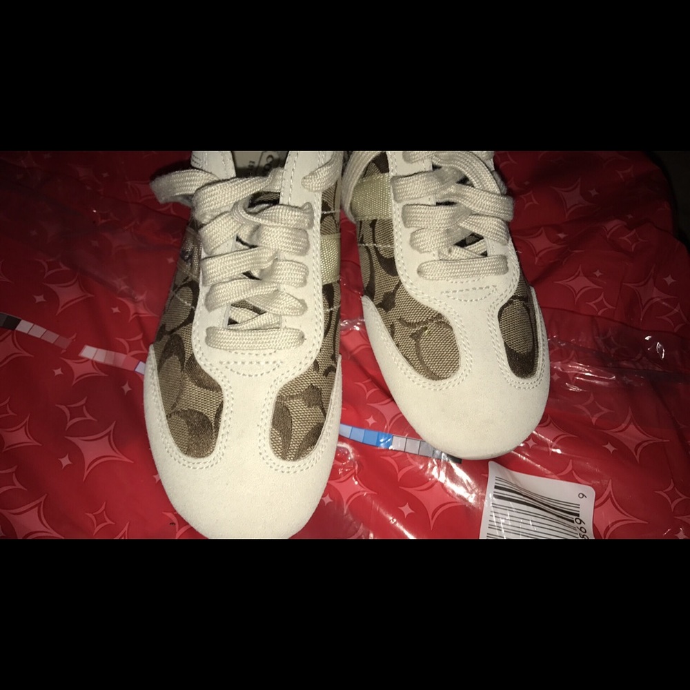 Authentic coach shoes