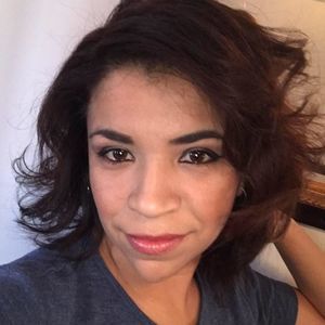 Meet your Posher, Carla