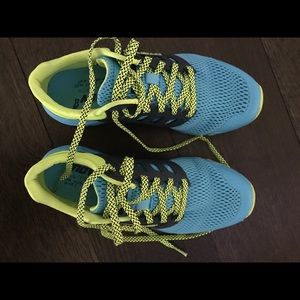 BRAND NEW.   Inov8 All Train Womens 8.5 Mens 7