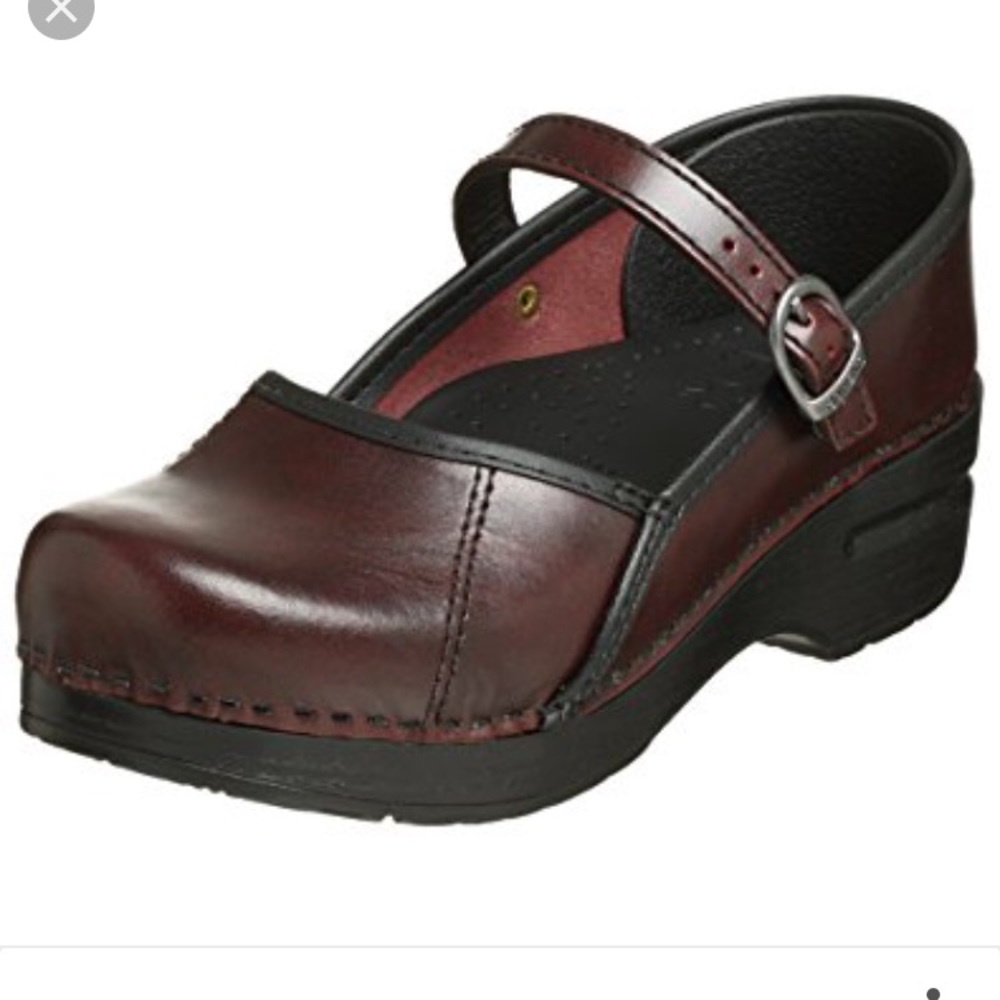 Dansko maryjane shoe