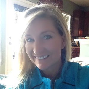 Meet your Posher, Monica