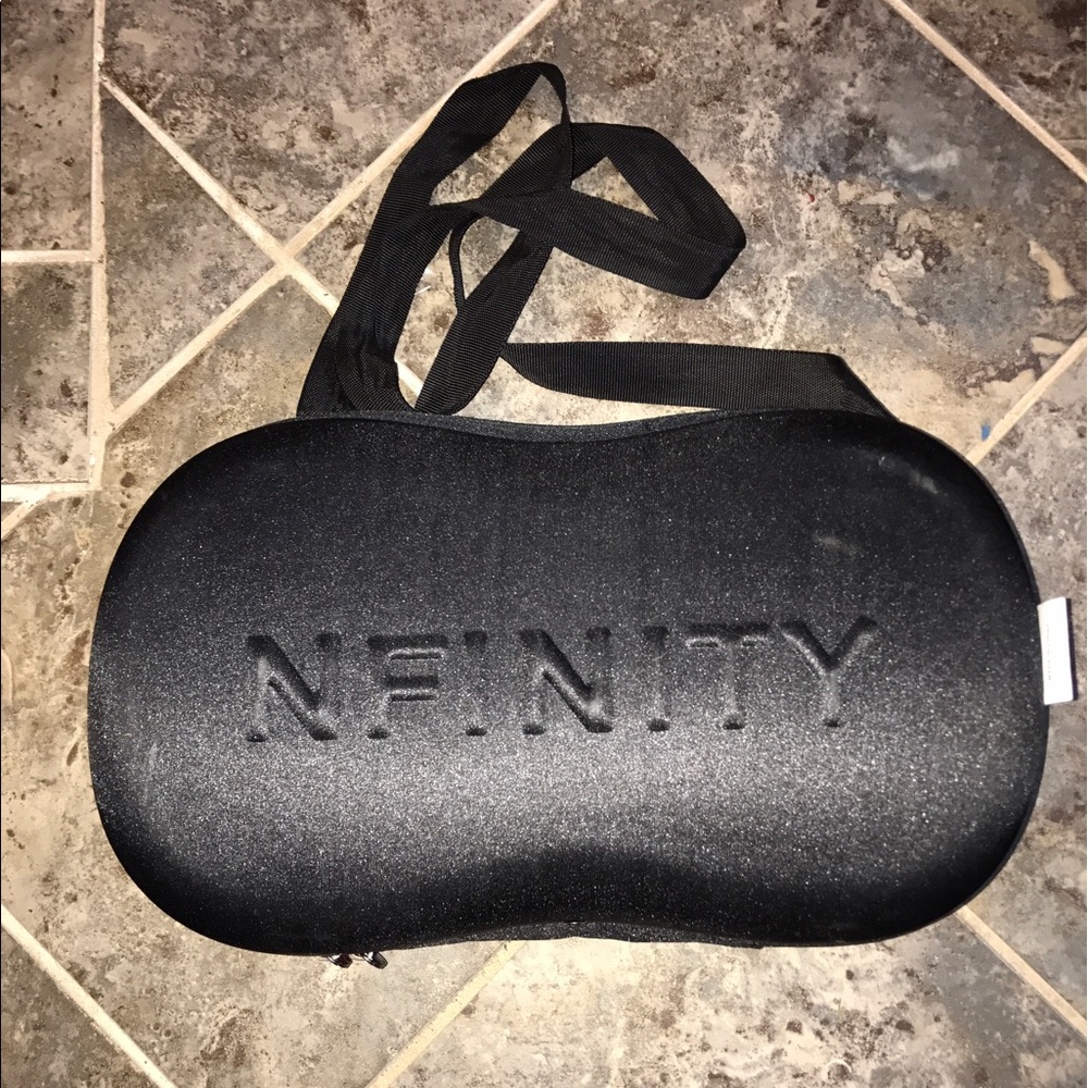 Nfinity Titan Cheer sneakers