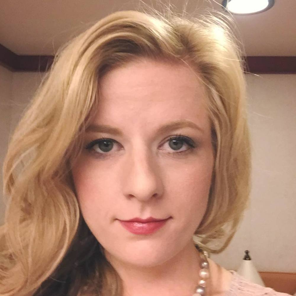 Meet your Posher, Shaina