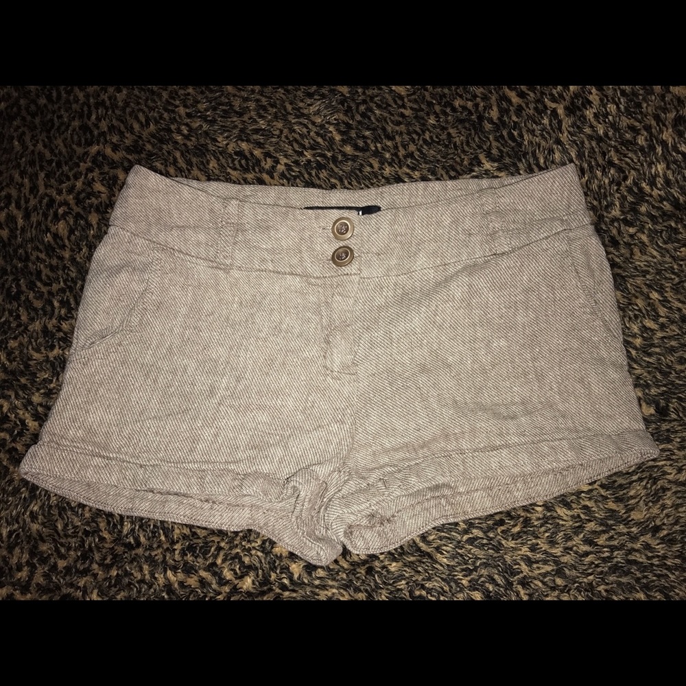 NWOT! Adorable brown shorts by Forever21 size smal