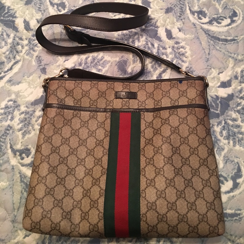 Authentic Gucci cross body