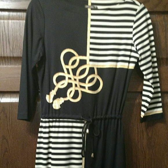 Dress - Picture 2 of 2