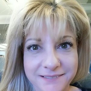 Meet your Posher, Corrina