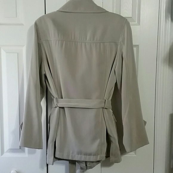 Jacket - Picture 2 of 3