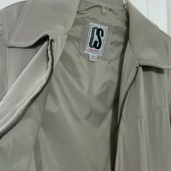 Jacket - Picture 3 of 3