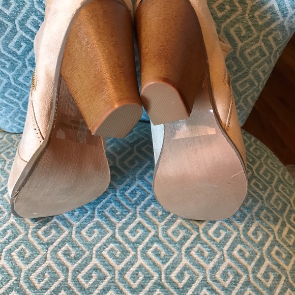 BRAND NEW nude suede booties - Picture 4 of 5