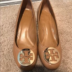 Tory Burch Sally Wedge - Patent Leather - Tan  8.5