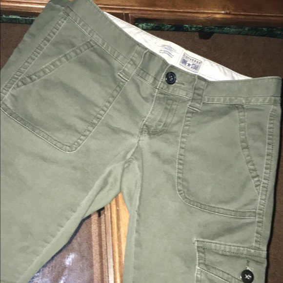 {keywor d} converse cargo