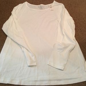 Long sleeves plain white t-shirt