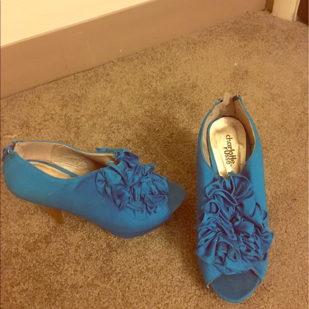Only worn once!