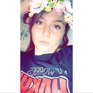 Meet your Posher, Isabelle